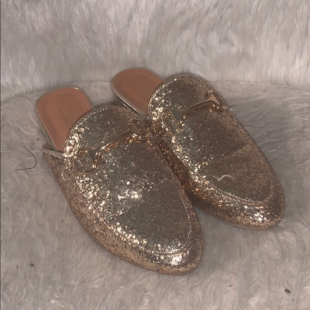 Sparkly gold sandals never worn